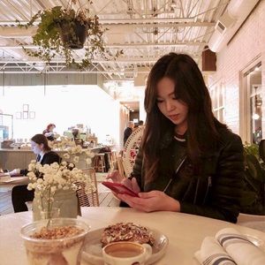 Meet your Posher, Ye seul